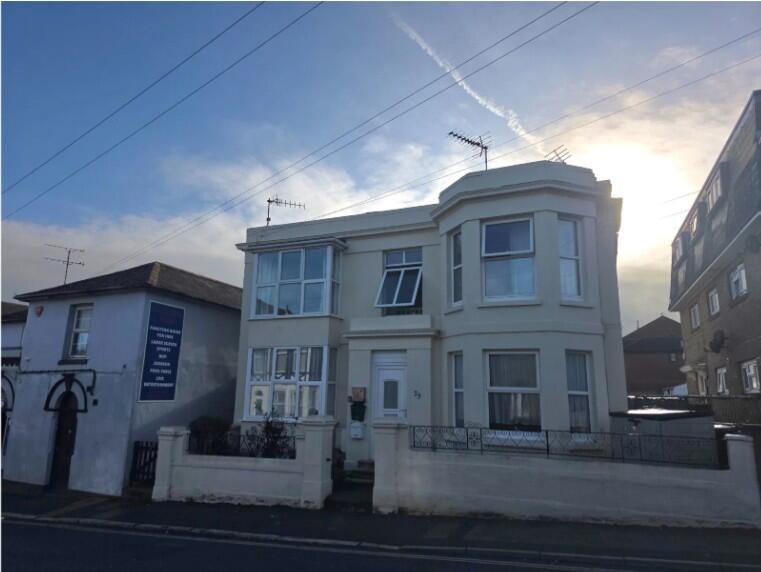 1 bed property in Star Street, Ryde